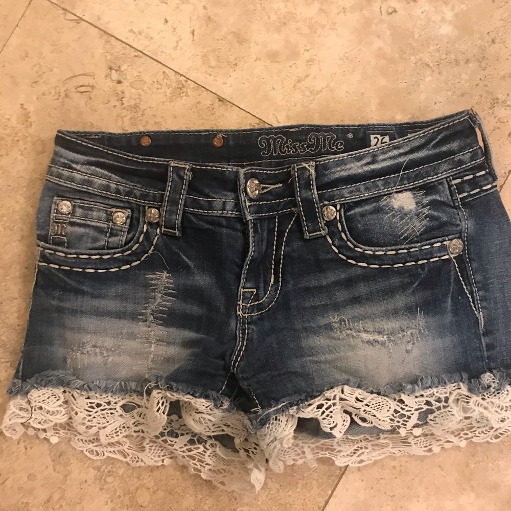 Miss Me Jean Shorts with lace